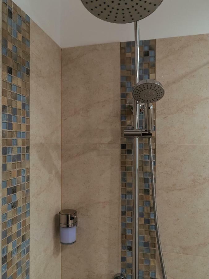 בוקרשט Bright And Spacious Central Apartment- Piata Amzei מראה חיצוני תמונה