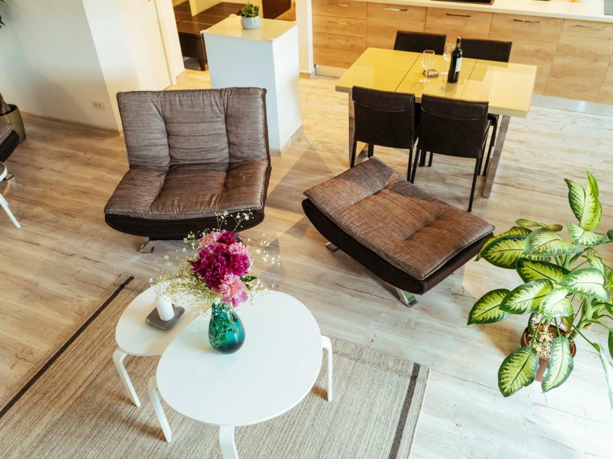 בוקרשט Bright And Spacious Central Apartment- Piata Amzei מראה חיצוני תמונה